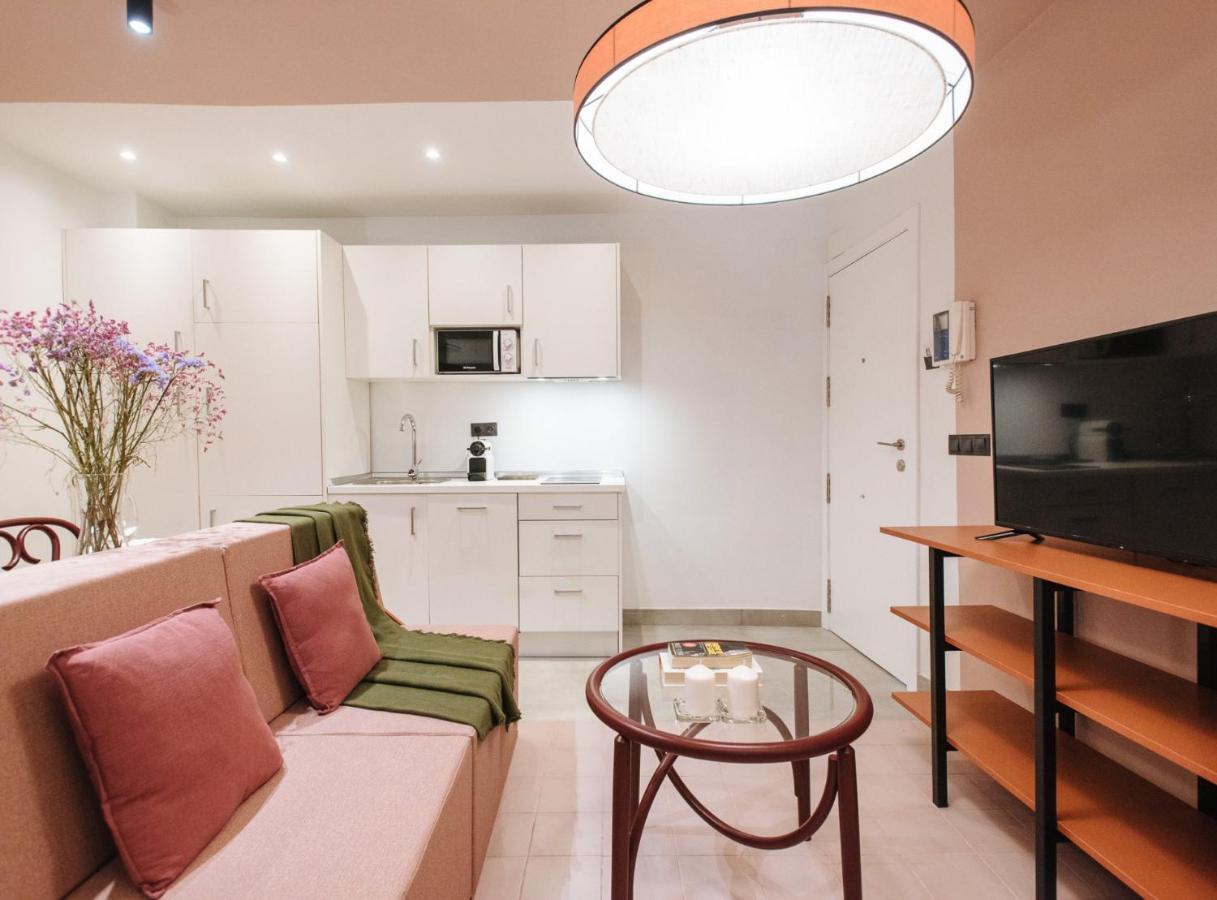 Suites Triana Sevilla Apartments Exterior photo